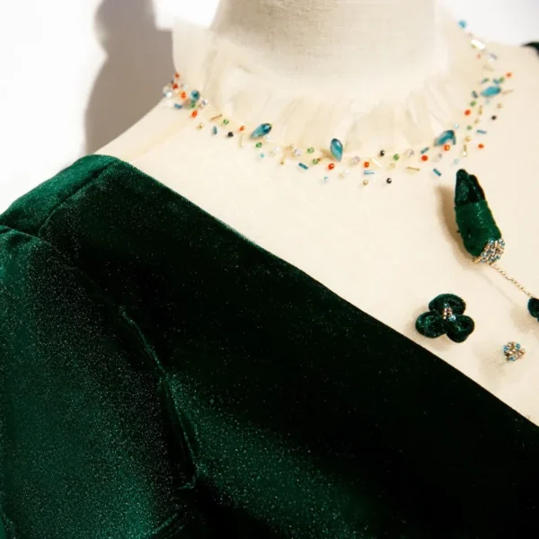 Elegant Dark Green Prom Dress for Banquet or Performance Host - Image 4