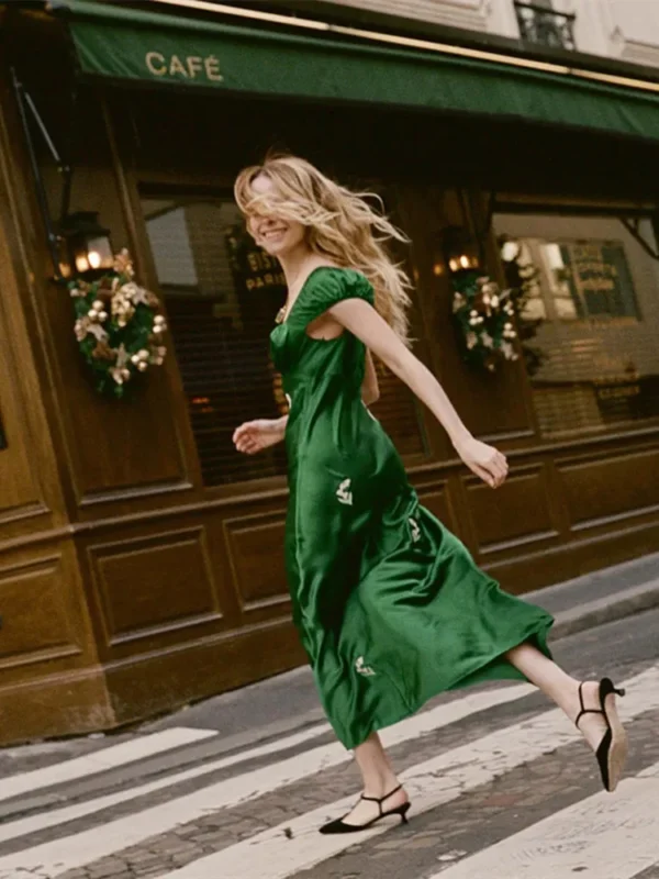 Green prom dress with floral embroidery, square collar, puff sleeves - Image 4