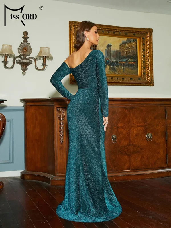 Elegant Green Prom Dress with Long Sleeves, Ruched Side Split - Image 2