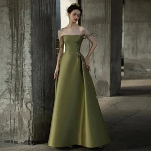 Sexy Green Prom Dress Spaghetti Strap Applique A-Line Evening Gown
