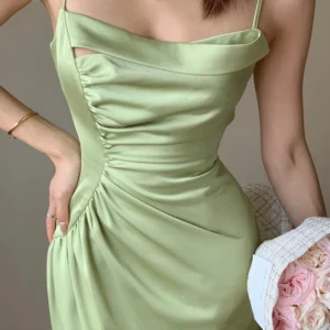 Sexy Green Prom Dress Satin Spaghetti Strap Backless Bodycon Dress