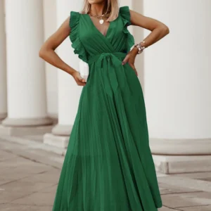 Flowy Green Prom Dress Sleeveless V-Neck Chiffon Pleated Maxi Dress