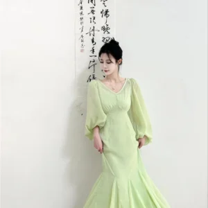 Elegant Green Prom Dress V-Neck Puff Sleeve Chiffon A-Line Gown