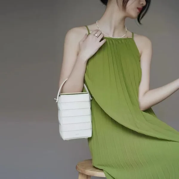 Elegant Green Pleated Sleeveless Maxi Dress For Summer Vacation Dinner - Image 2